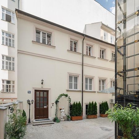 Prague Old Town Liliova Garden Hotel Ngoại thất bức ảnh