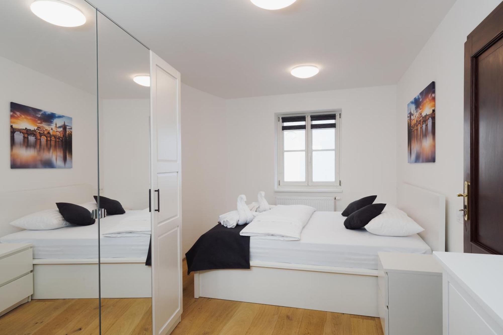 Prague Old Town Liliova Garden Hotel Ngoại thất bức ảnh