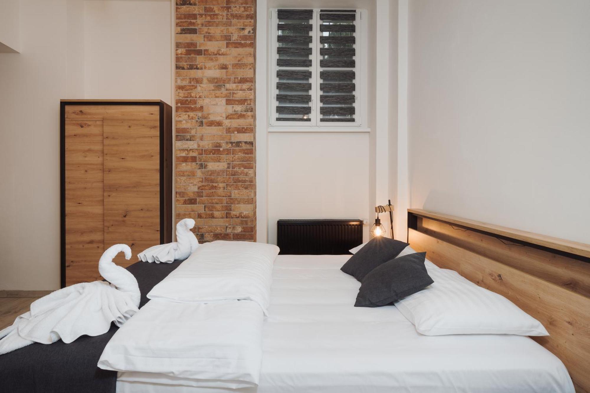 Prague Old Town Liliova Garden Hotel Ngoại thất bức ảnh