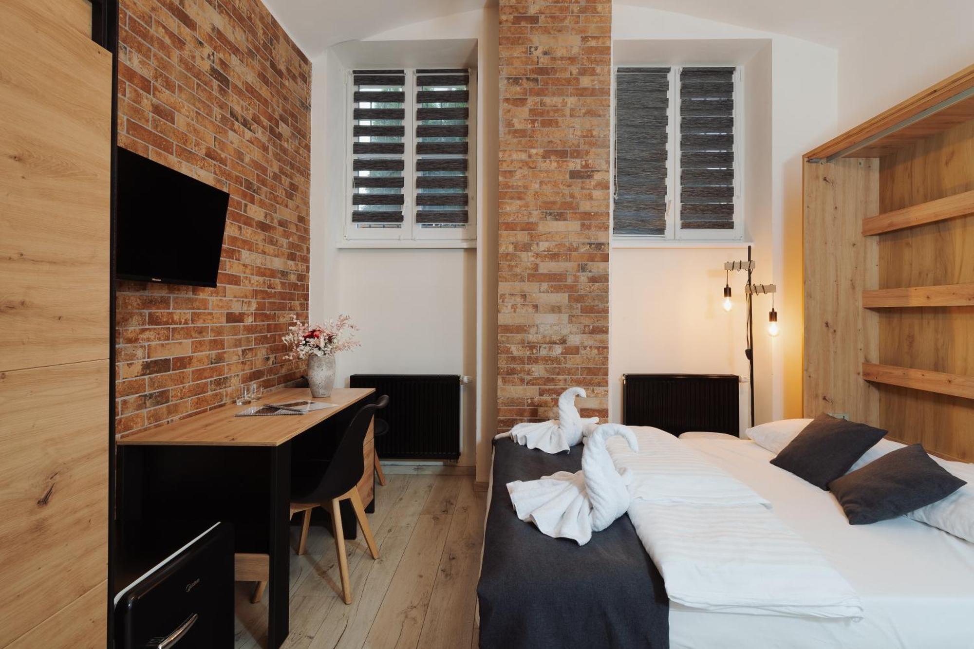 Prague Old Town Liliova Garden Hotel Ngoại thất bức ảnh
