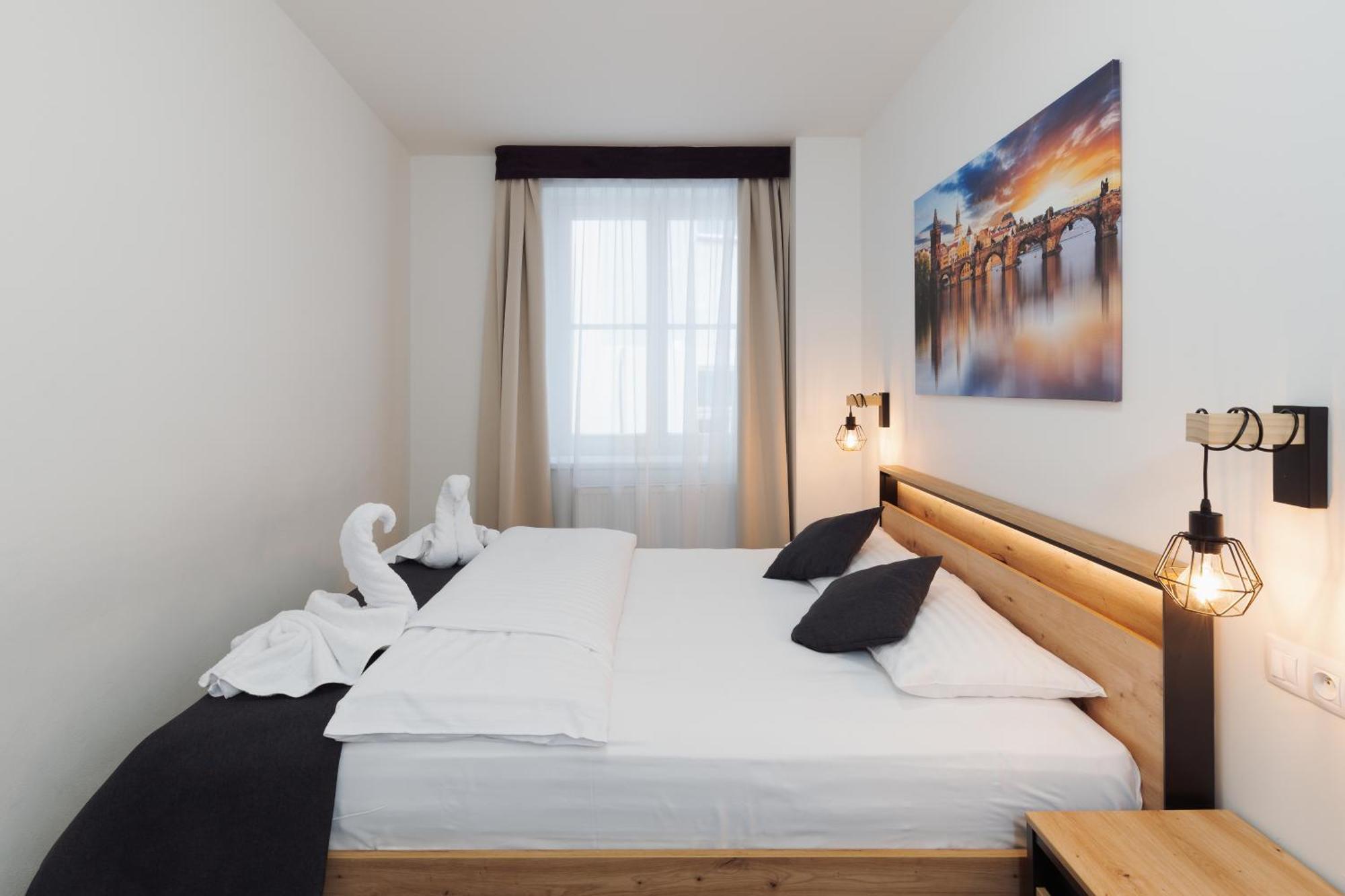 Prague Old Town Liliova Garden Hotel Ngoại thất bức ảnh